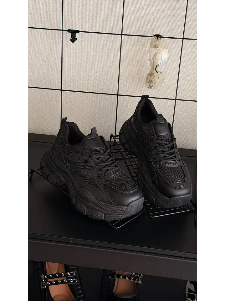 Zapatillas plataforma suel negro Isis 3