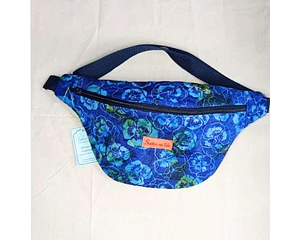 Riñonera Andariega (Banano) – Hortensias Blue & Aqua