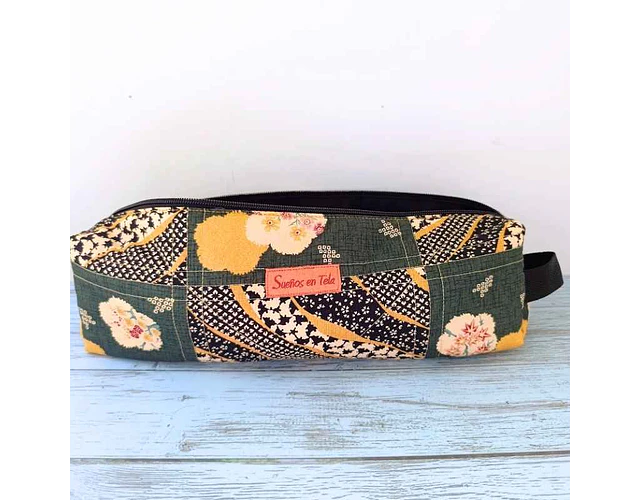 Estuche Térmico para Plancha de Pelo – Seguridad y Estilo en Movimiento