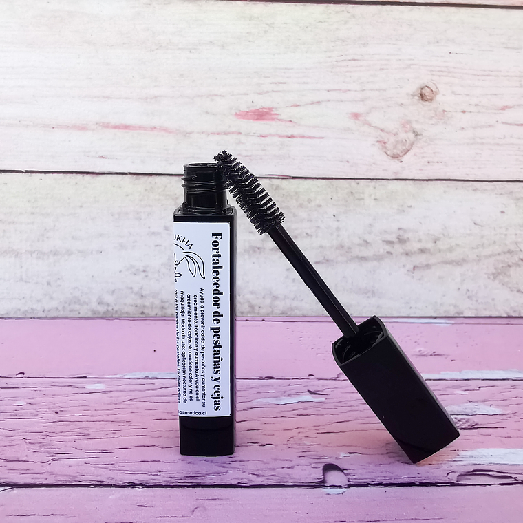 Fortalecedor de pestañas y cejas  1