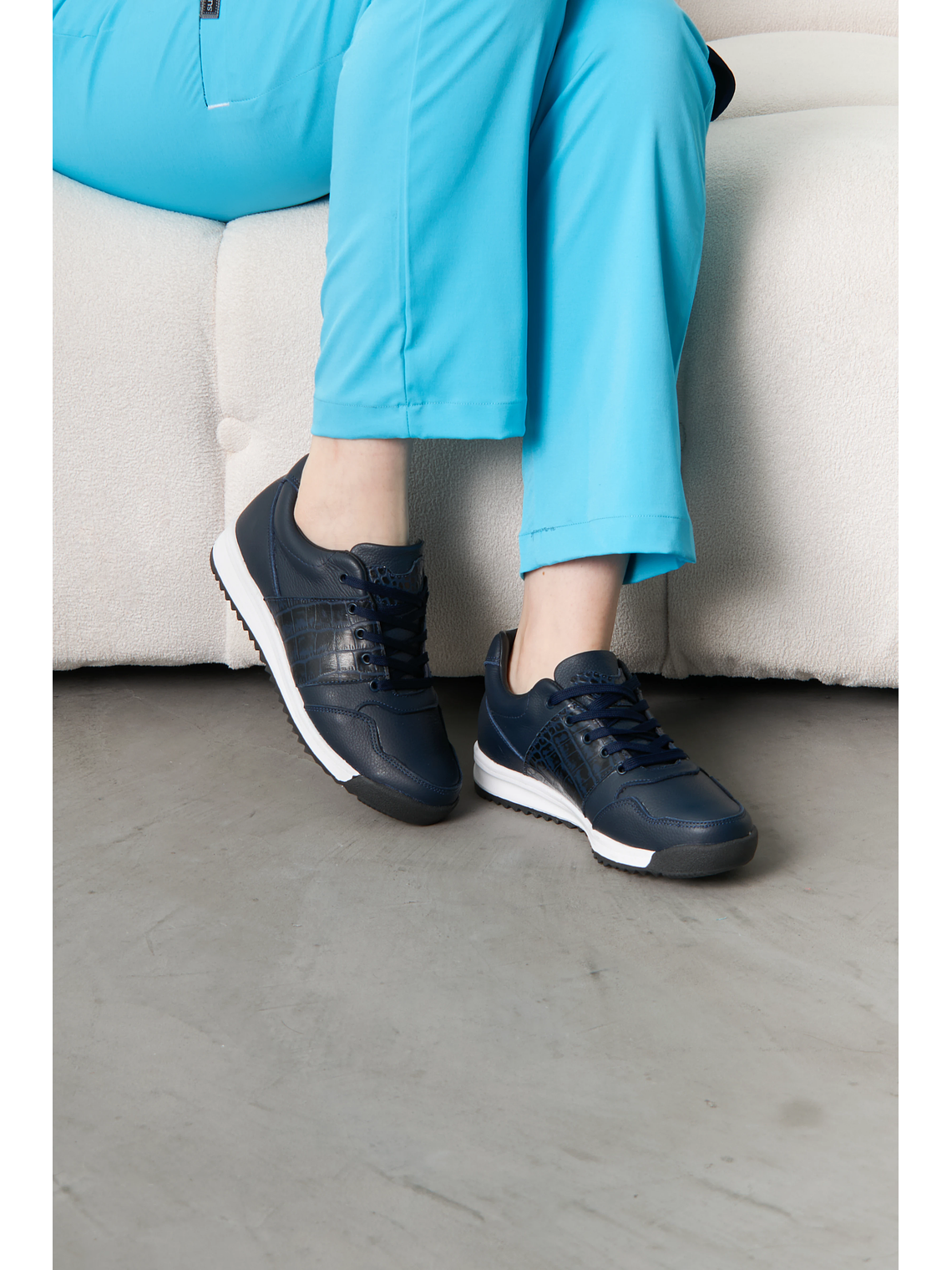 ZAPATILLA AZUL NOCHE 1