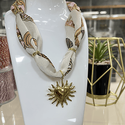 Collar Pañuelo 