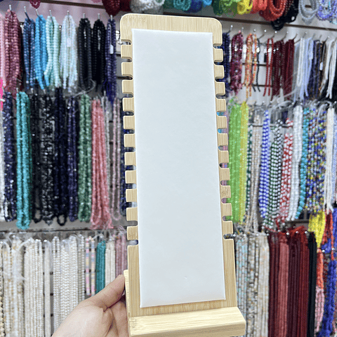 Exhibidor Collares de Madera Con cuerina