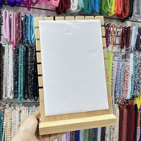 Exhibidor Collares De madera con cuerina