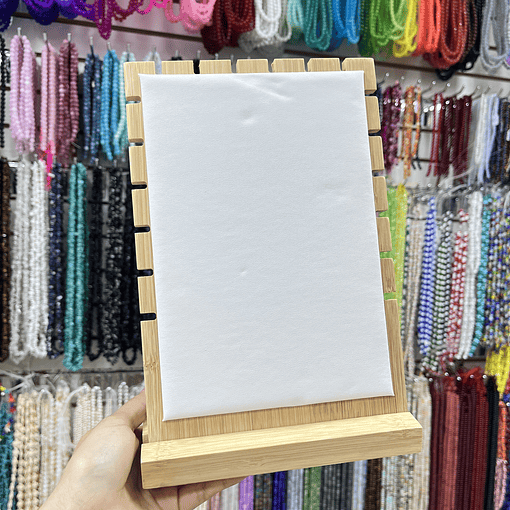 Exhibidor Collares De madera con cuerina