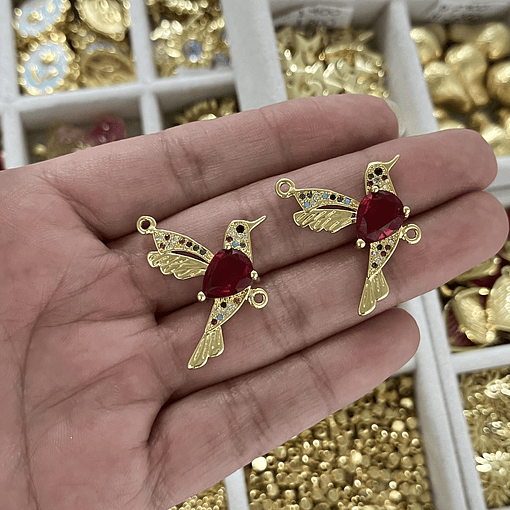 Conector Colibrí Cristal Rojo | Baño de oro 18k 