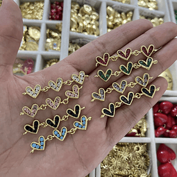 Conector trio de corazones cristales | Baño de oro 18k