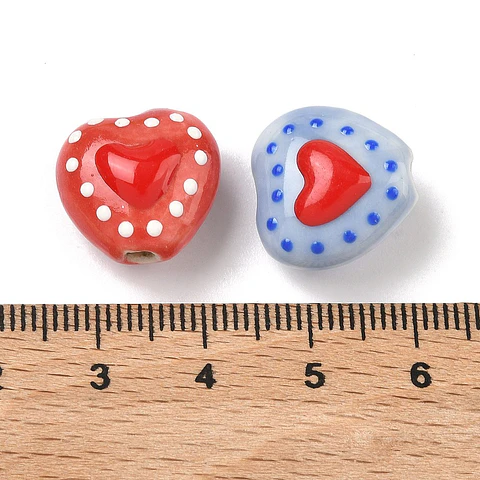 Corazones hechos a mano de cerámica 