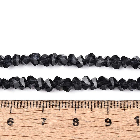 Cristal Triangular 4mm | Negro Humo Traslucido