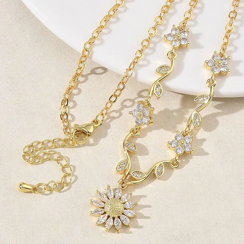 Collar de Girasol con circones | Baño de oro 18k