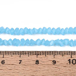  Cristal Triangular 4mm | Celeste 