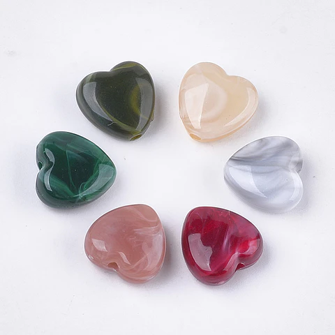 10 corazones de acrílico surtidos