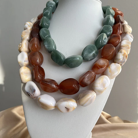 Collar Pelotas Acrilicas Nugget