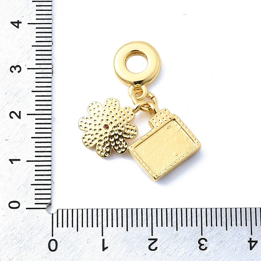 Charm Cámara y Flor | Baño de oro 18k