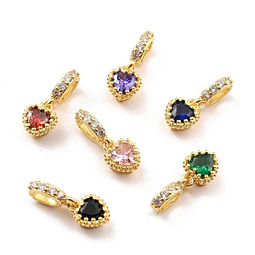  Charm Corazón de circón Pequeño | Baño de oro 18k
