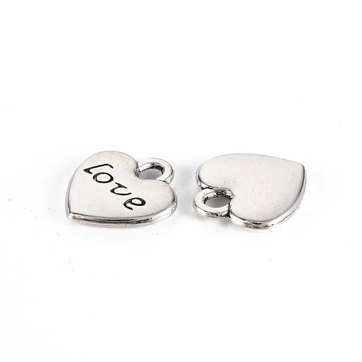 Dije de Corazón con Love | Aleación