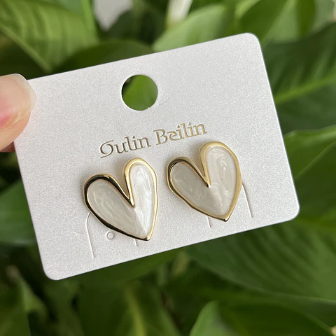 Aros de Corazón Resina | Baño de oro 18k
