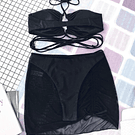 Bikini tres piezas negro con pareo