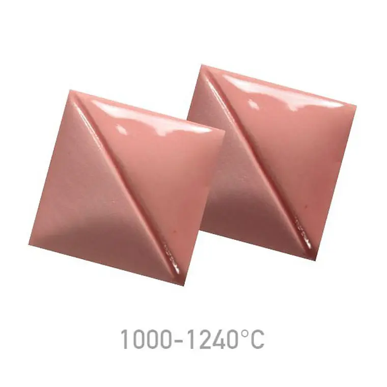 UG-215 Blush 118 ml 1
