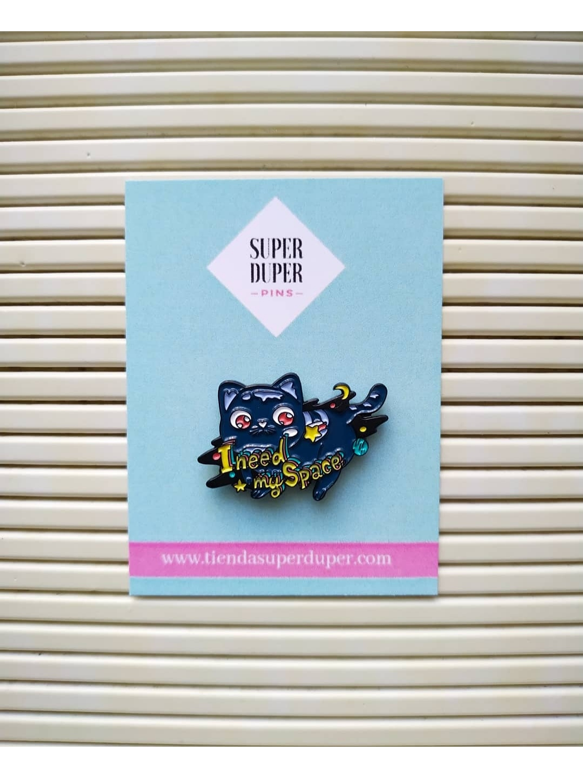 Gato espacial - I need my space 1