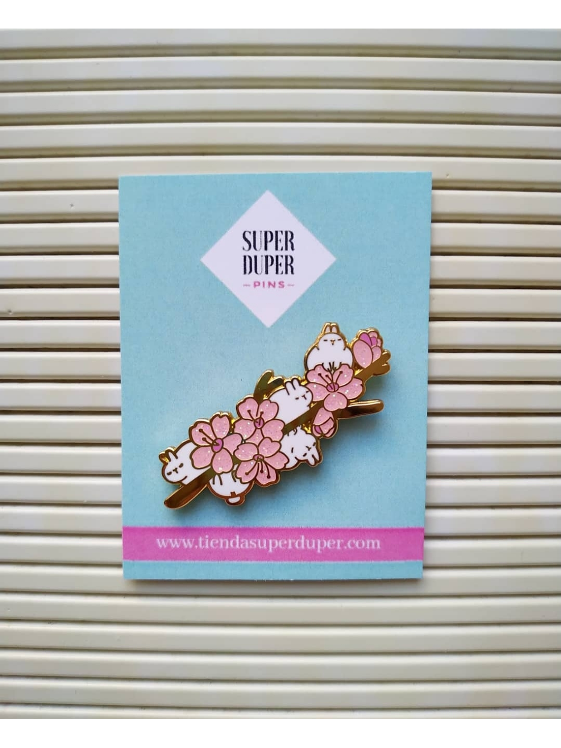 Conejitos y cerezo 1