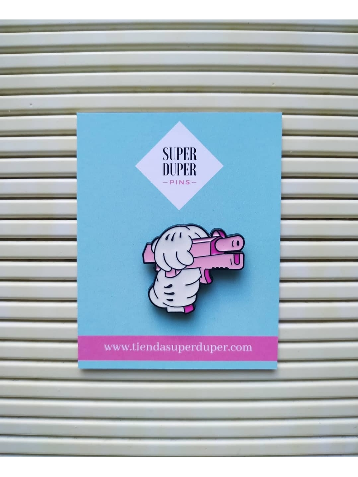 Minnie Mouse bélica 1