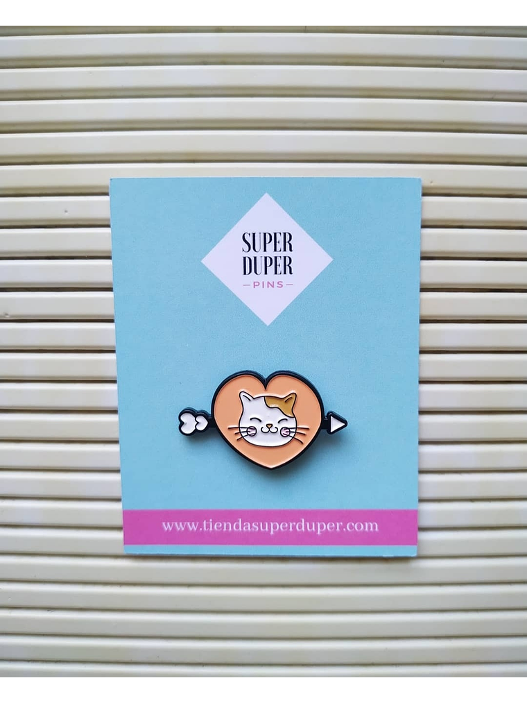 Gatito en corazón 1