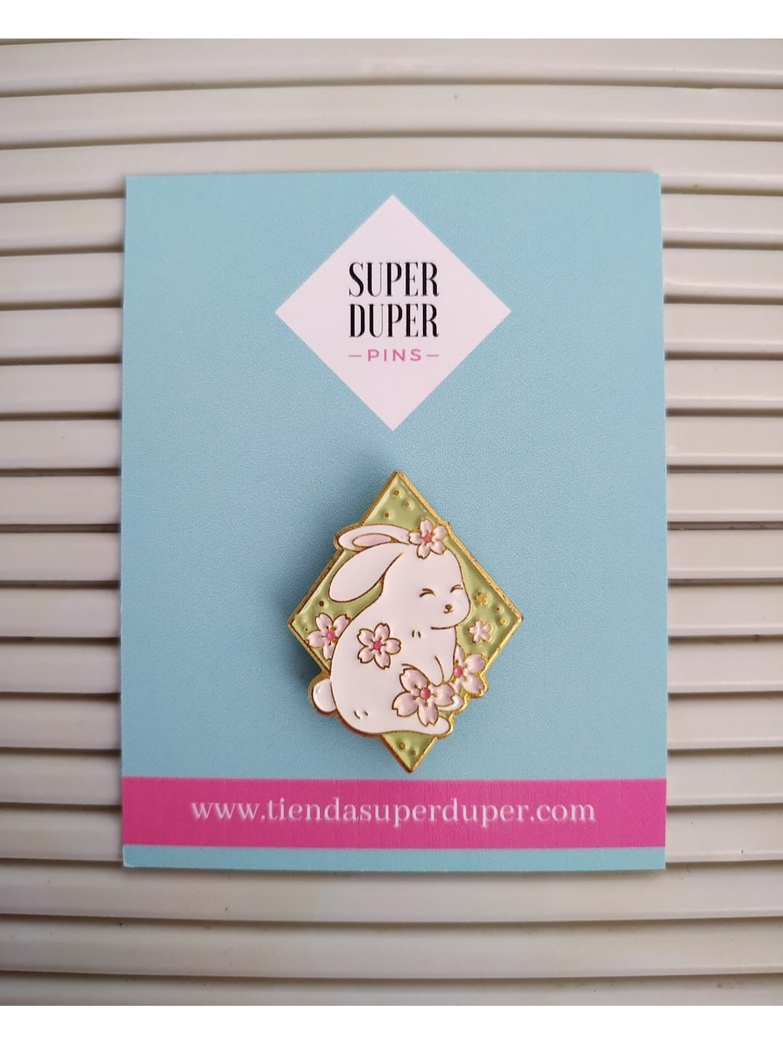 Conejito y cerezos 1