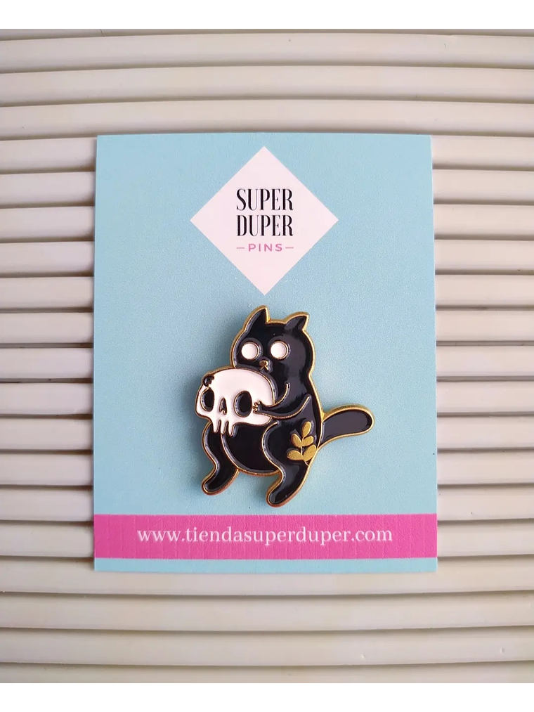 Ardilla con calavera 1