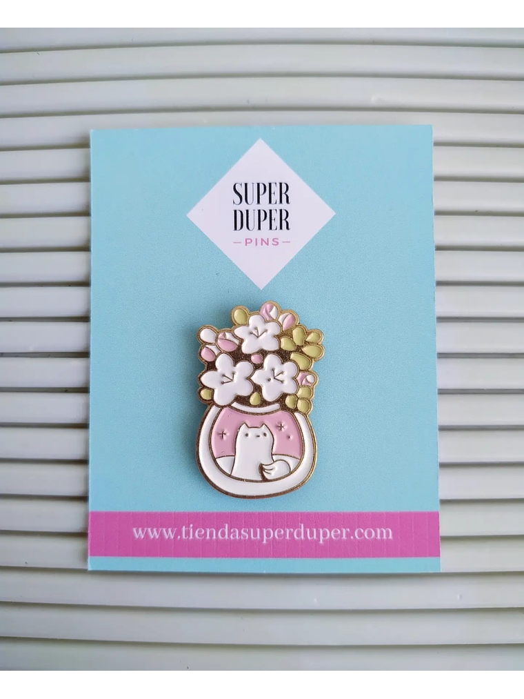 Gatos en maceteros 1