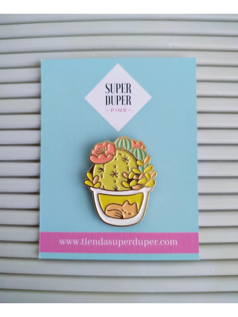 Gatos en maceteros 2