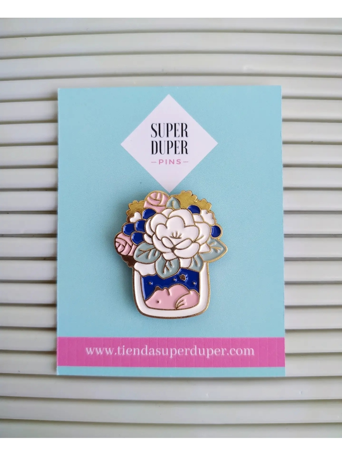 Gatos en maceteros 3