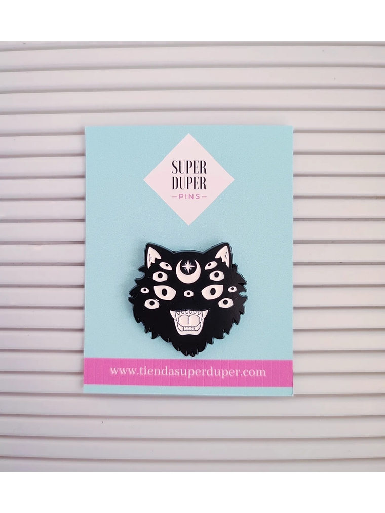 Gato con muchos ojos 1