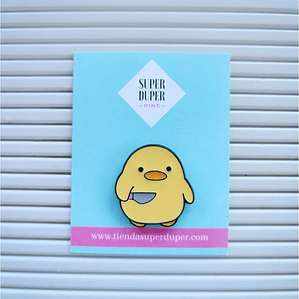 Pollito con cuchillo