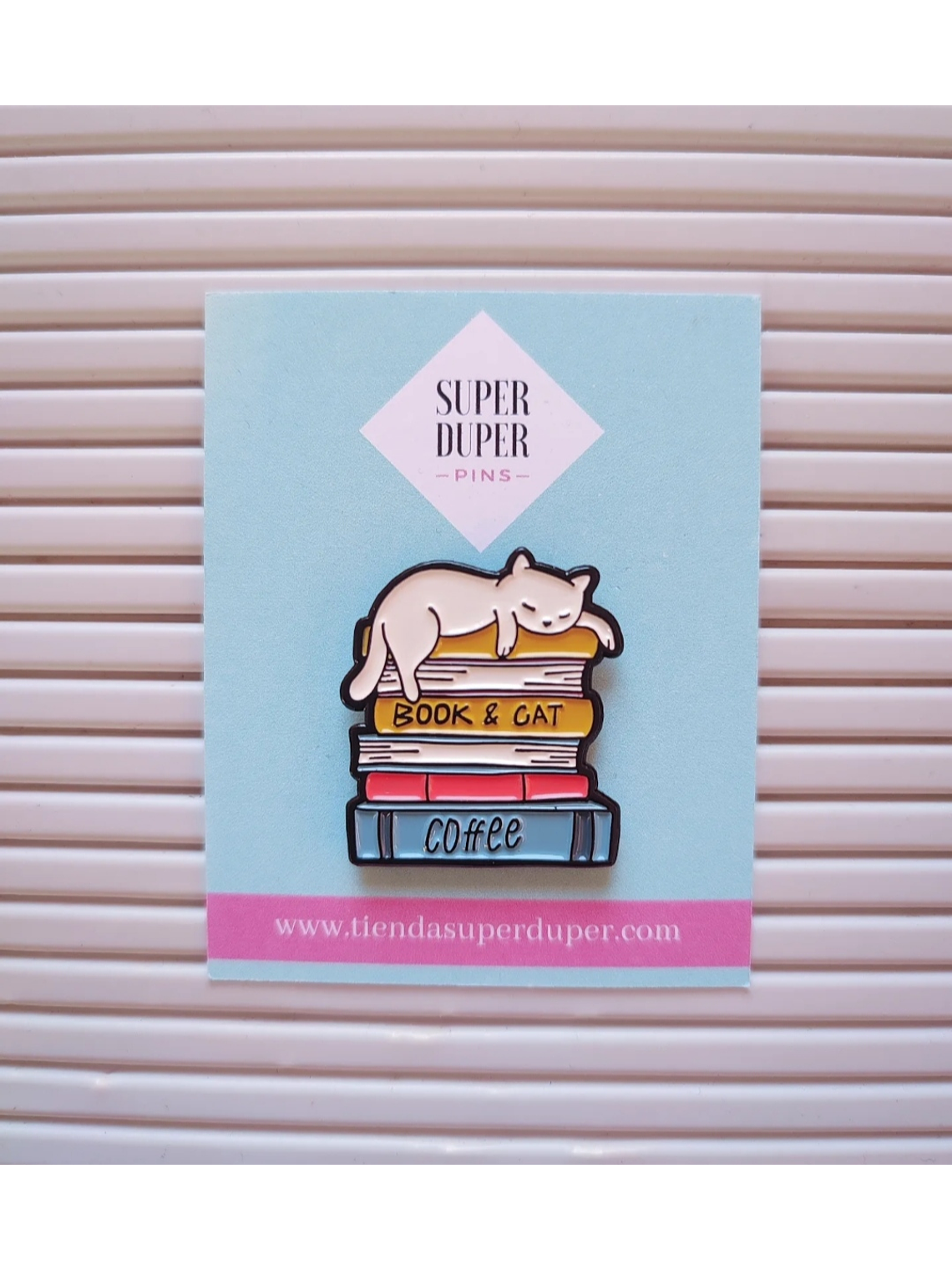 Gato - Book & cat, coffee 1