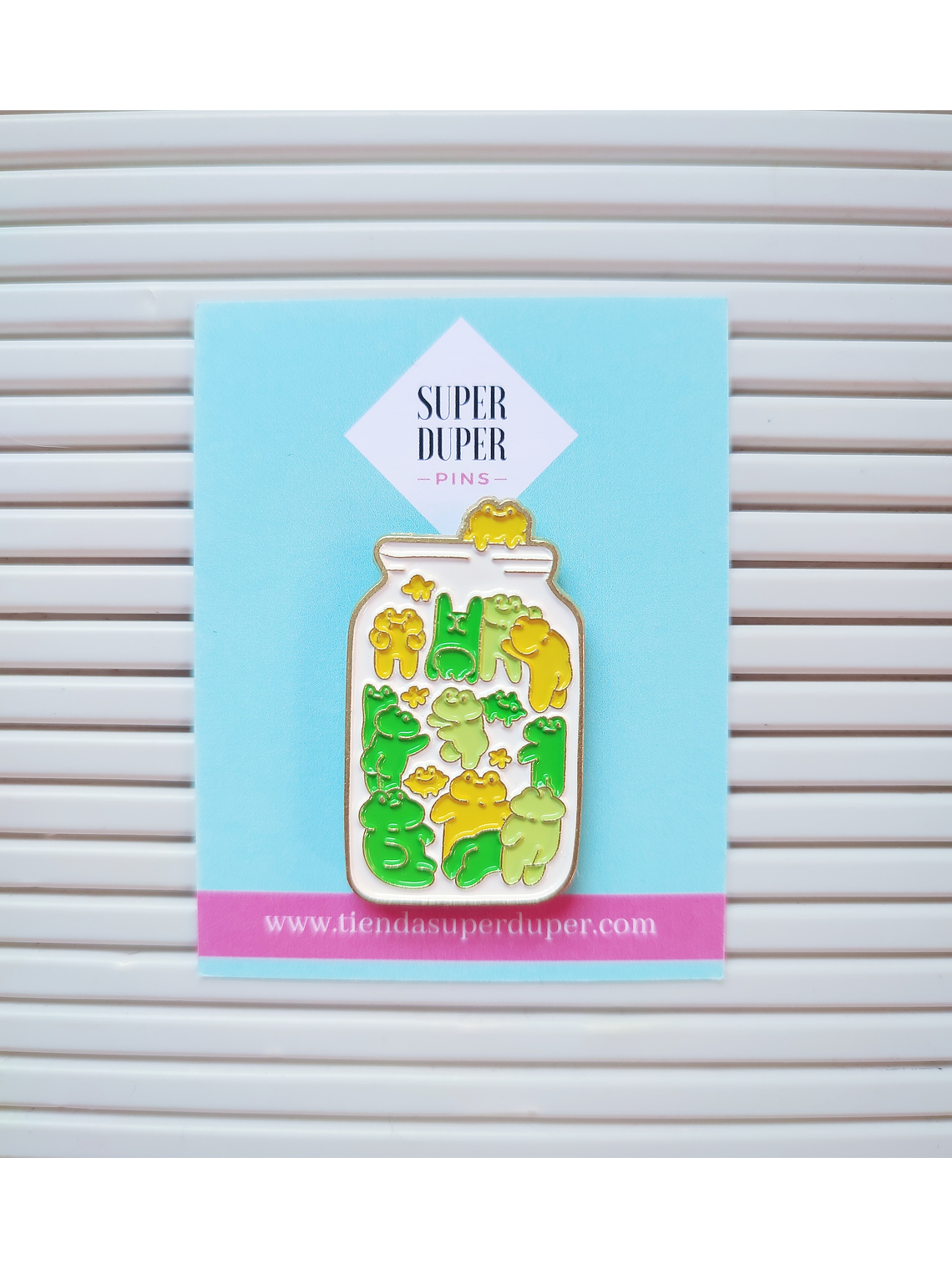 Frasco con ranitas 1