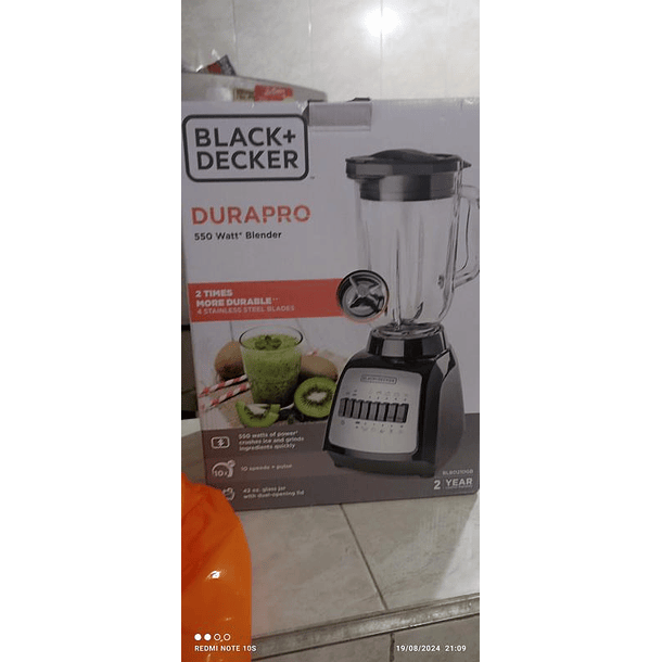 Licuadora BLACK+DECKER DuraPro 10 Velocidades 550 Watts con 4 Cuchillas y Jarra de Vidrio BLBD210 10