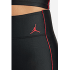 JORDAN BIKER SHORT LICRADO - MUJER 2