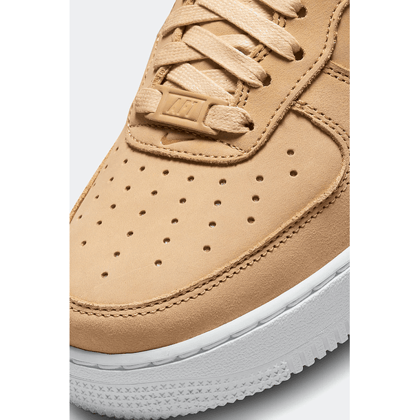 NIKE AIR FORCE 1 LOW PREMIUM VACHETTA TAN - MUJER 5