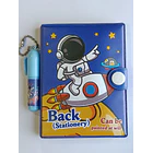 Mini Libreta Con Diseño Astronauta Broche Y Lápiz 11 X 8 Cm 1