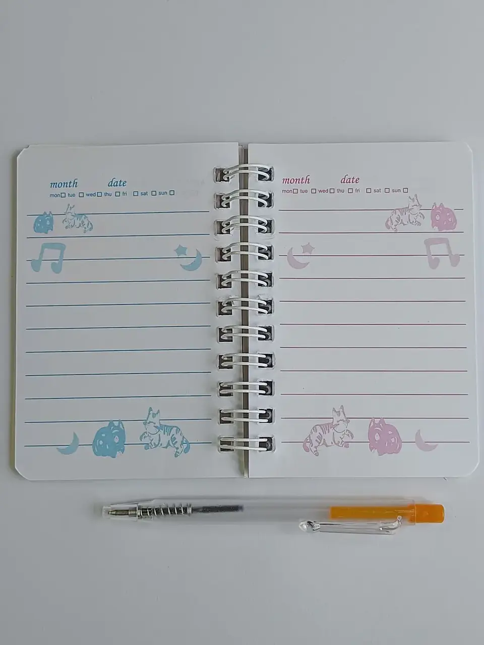 Mini Libreta Con Diseño De Gato Espiral y Lápiz 11 X 8 Cm 2
