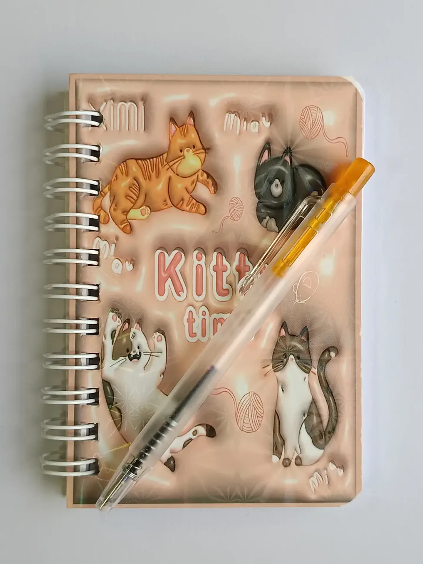 Mini Libreta Con Diseño De Gato Espiral y Lápiz 11 X 8 Cm 3