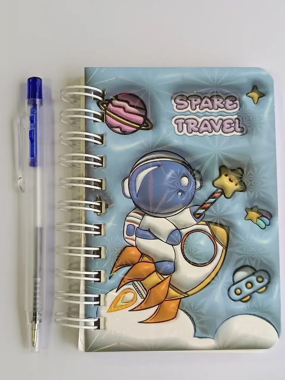Mini Libreta Con Diseño Astronauta Espiral Y Lápiz 11 X 8 Cm 1