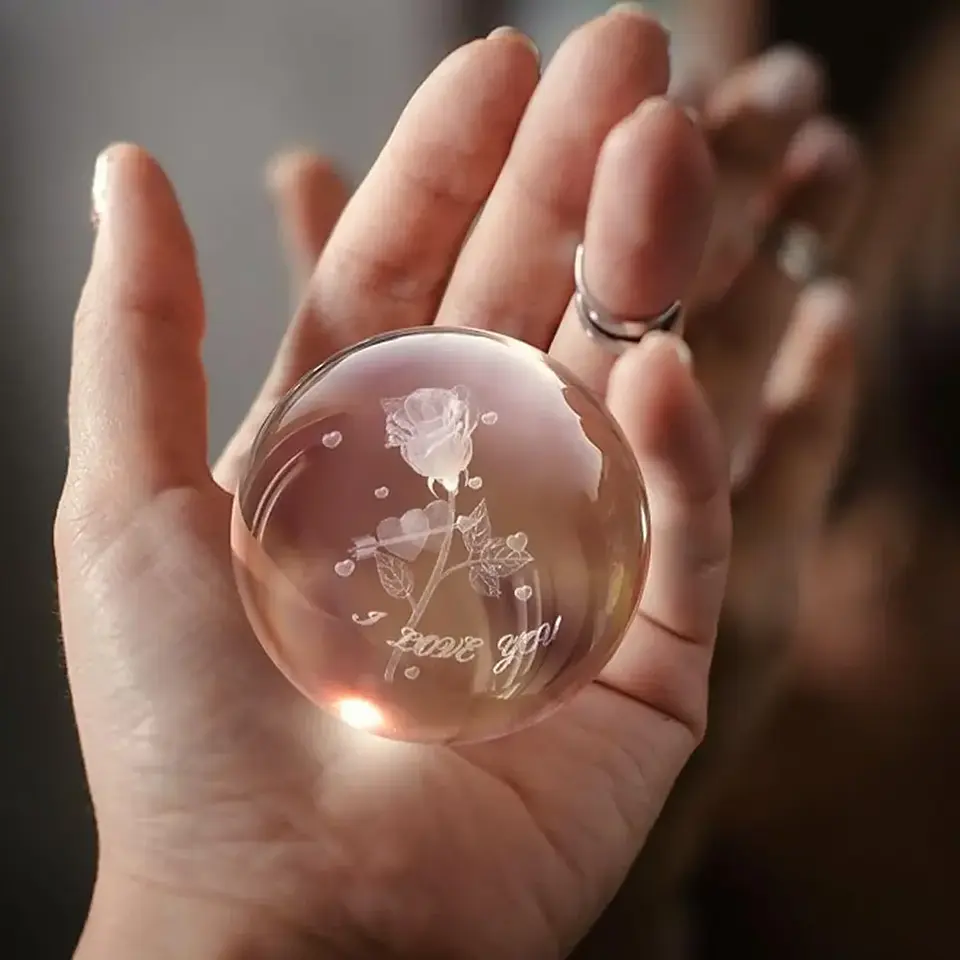 Lámpara Led Bola De Cristal 3D Diferentes Diseños 22