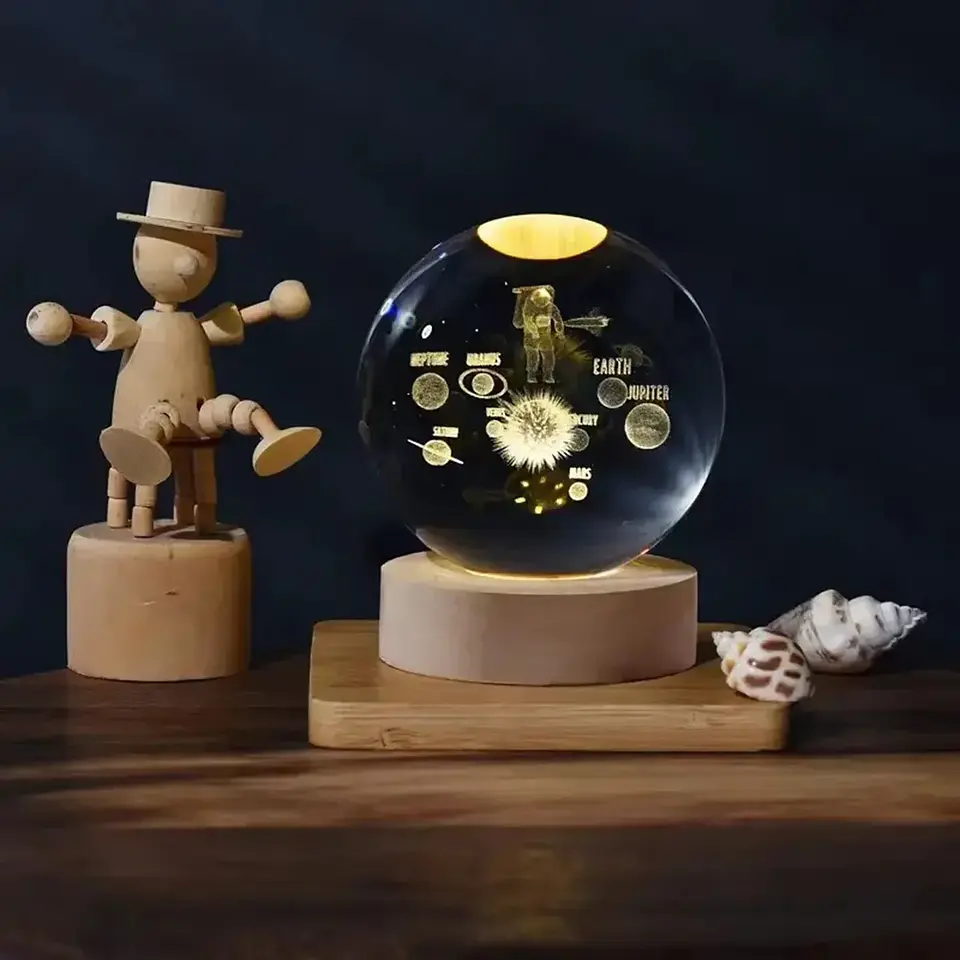 Lámpara Led Bola De Cristal 3D Diferentes Diseños 9