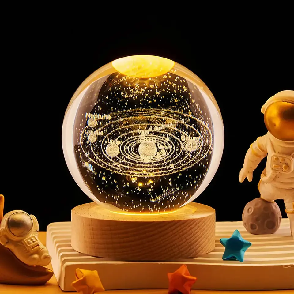 Lámpara Led Bola De Cristal 3D Diferentes Diseños 11