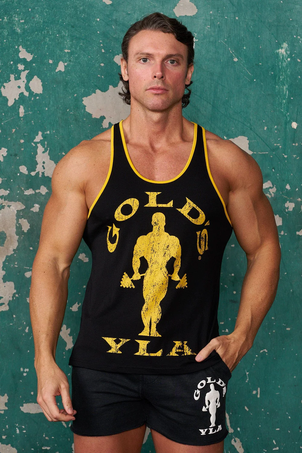 3014 - Musculosa Clasica Golds Gym - Negro con amarillo
