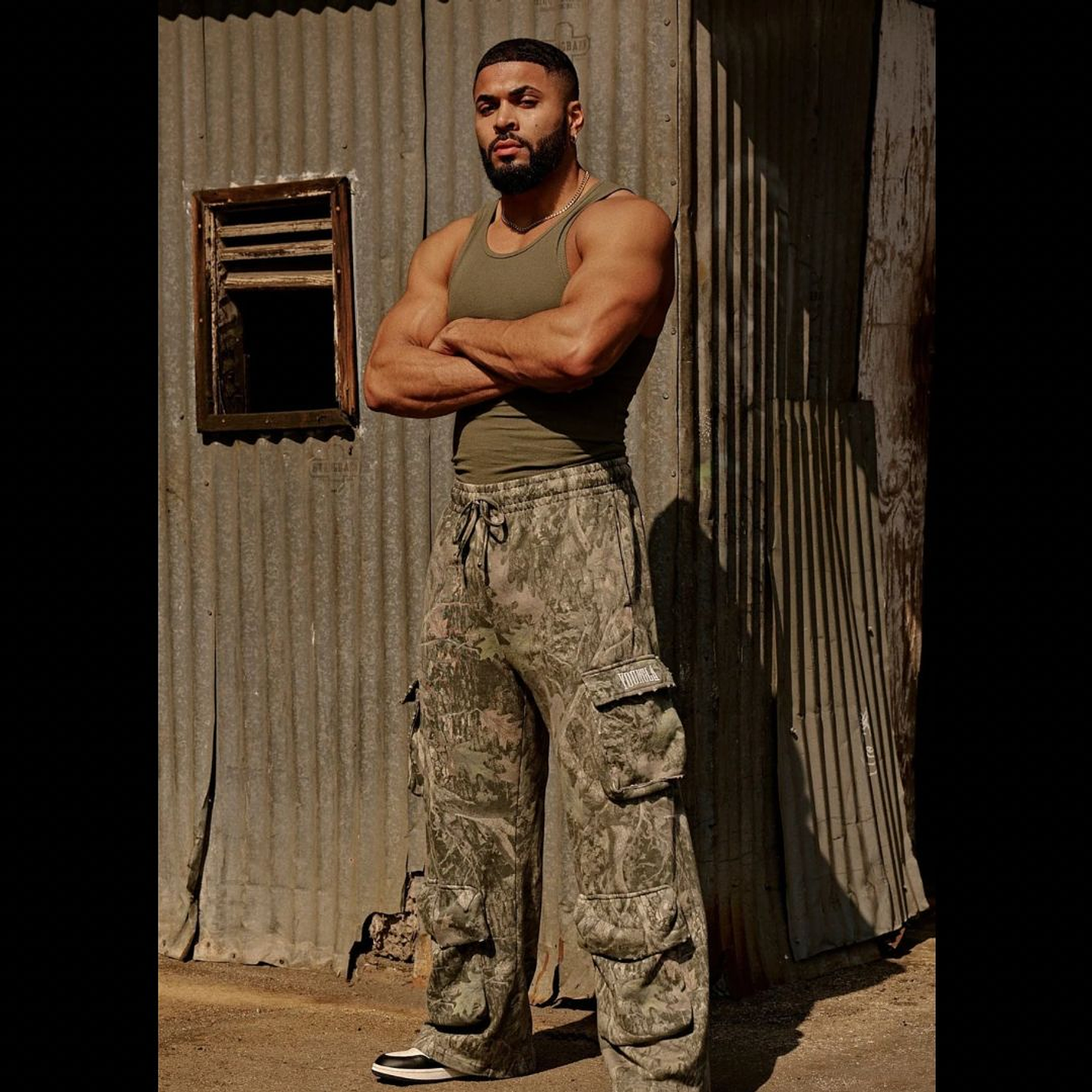 2033 - Buzo Heritage Cargo - Negro 2