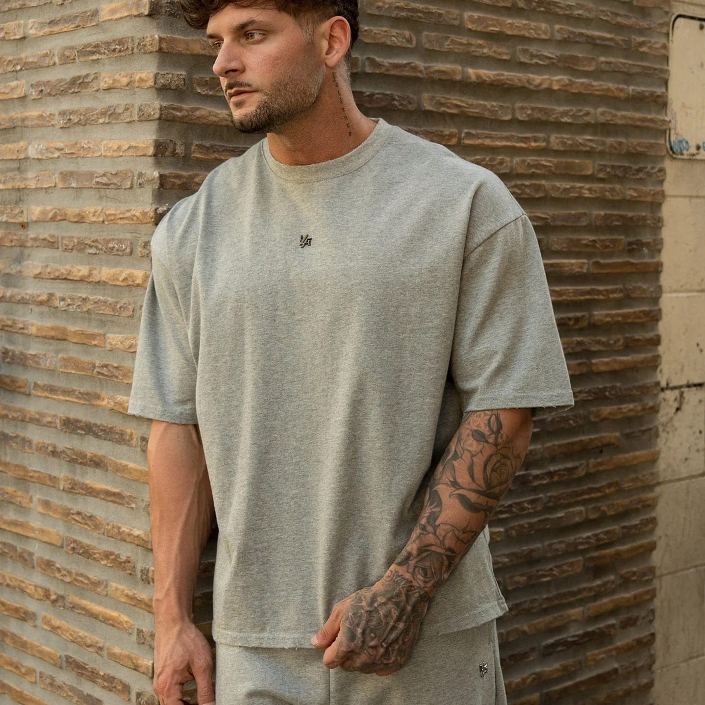 4153 - Oversize Esencial Elevados - Gris 1