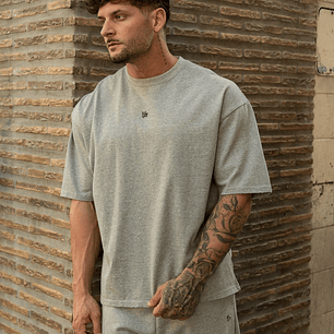 4153 - Oversize Esencial Elevados - Gris